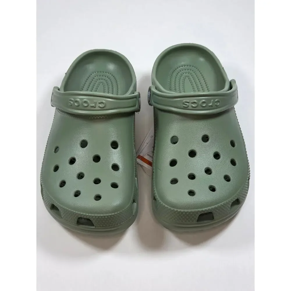 Crocs Classic Clog – J6 / Women’s 8 – Moss Green – Brand New in Box